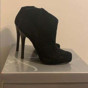 Jessica Simpson black suede booties